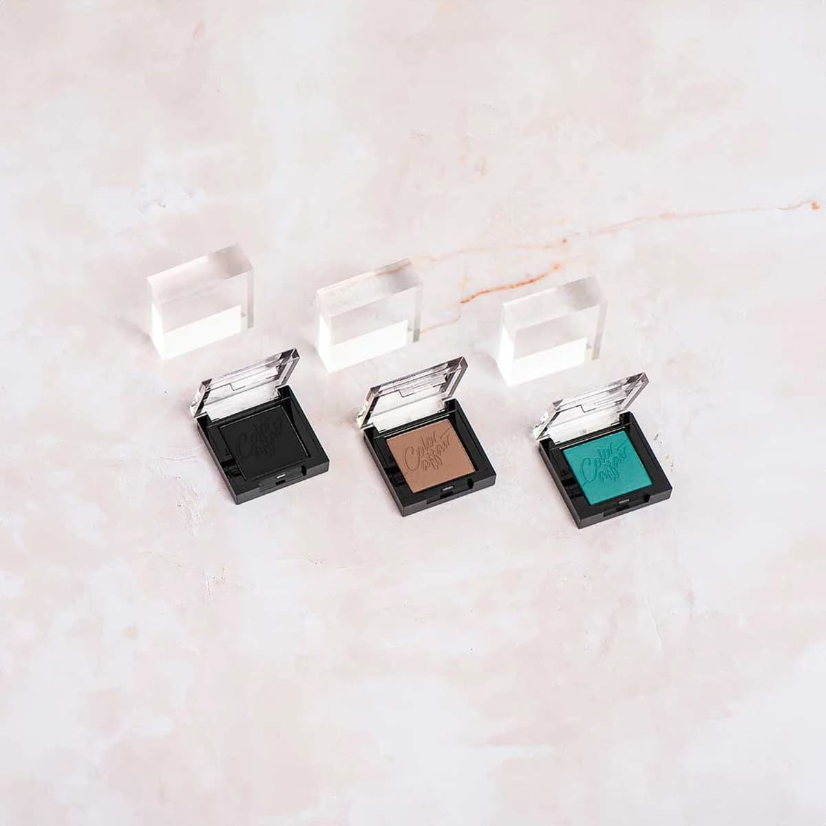 Bellaoggi COLOR AFFAIR EYESHADOW 35270-006 Black Swan thumbnail 5